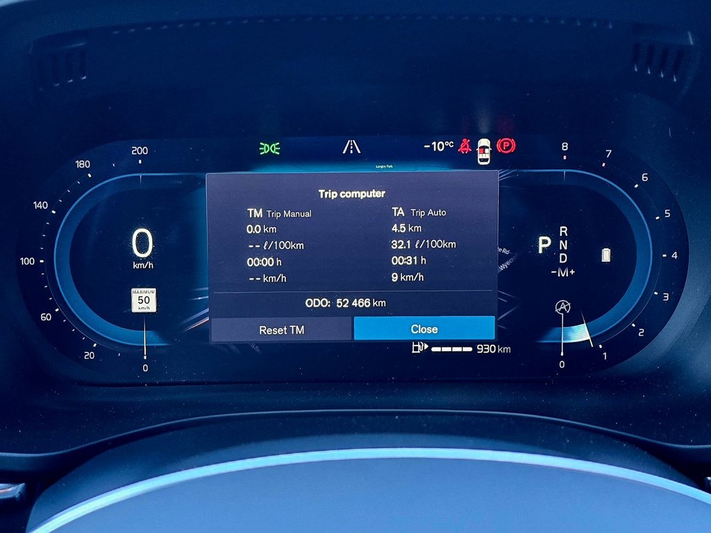 2024 Volvo XC60 PLUS DARK THEME-1