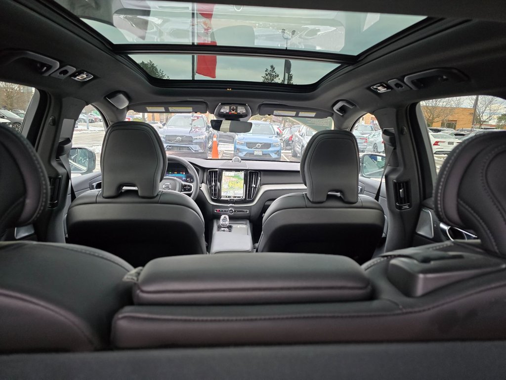 2024 Volvo XC60 ULTIMATE BLACK EDITION-6
