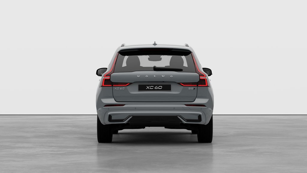 2026 Volvo XC60 Plus Dark Theme-5
