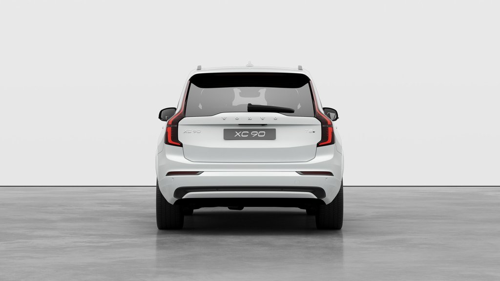 2026 Volvo XC90 Plug-in hybrid Plus 7-Seater (Dark Theme)-5
