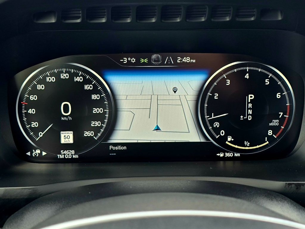 2022 Volvo XC90 R-DESIGN-1