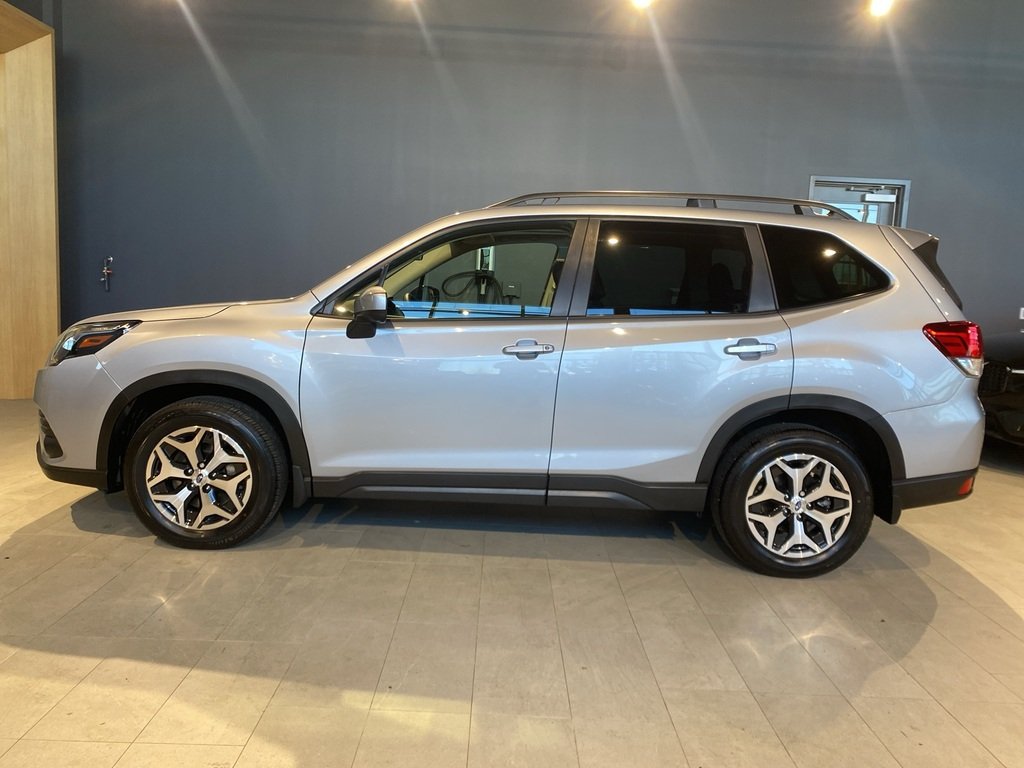 2023 Subaru Forester Touring 2.5L CVT-1
