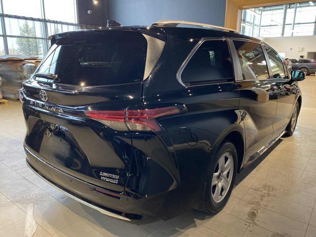 2022 Toyota Sienna Hybrid Sienna Limited AWD 7-Pass-4
