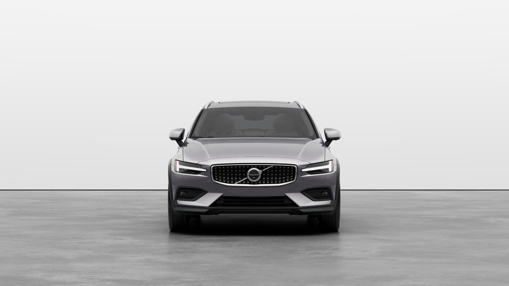 2026 Volvo V60 Cross Country Ultra-2