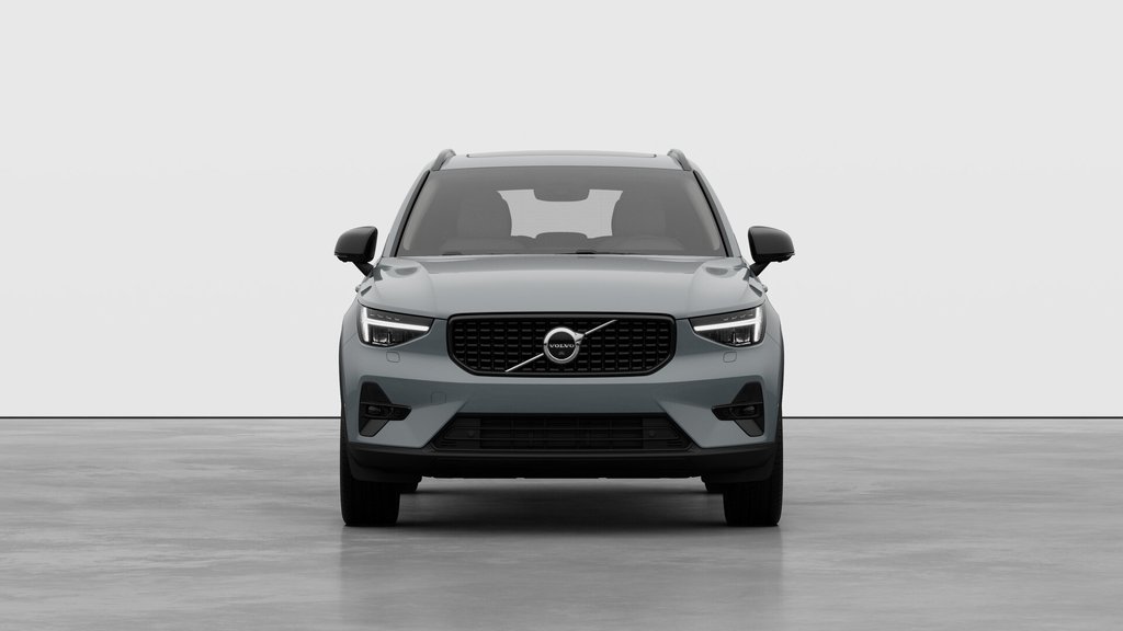 2026 Volvo XC40 Plus (Dark Theme)-4