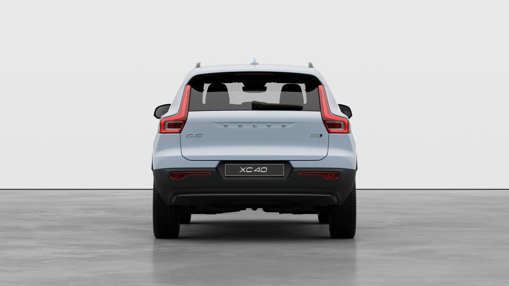 2026 Volvo XC40 Plus Dark Theme-5