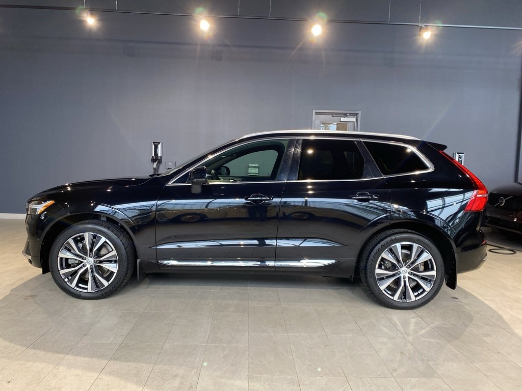 2022 Volvo XC60 B6 AWD Inscription-1