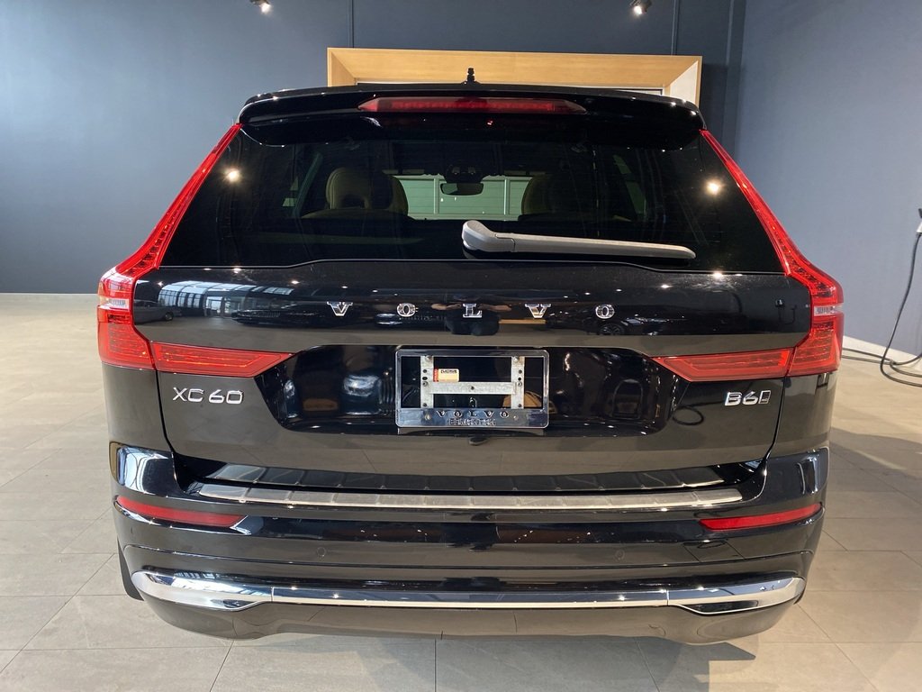2022 Volvo XC60 B6 AWD Inscription-3