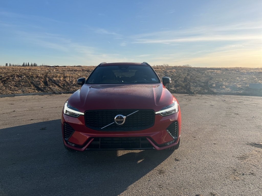2022 Volvo XC60 B6 AWD R-Design-0