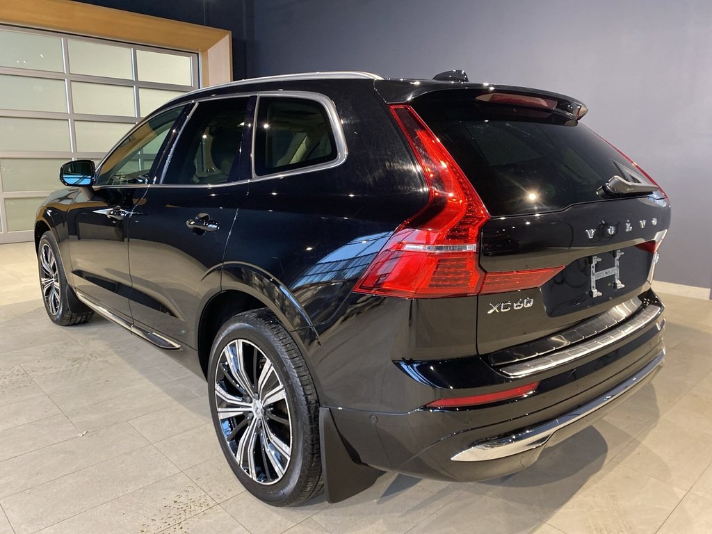 2023 Volvo XC60 B6 AWD Ultimate - Bright-3
