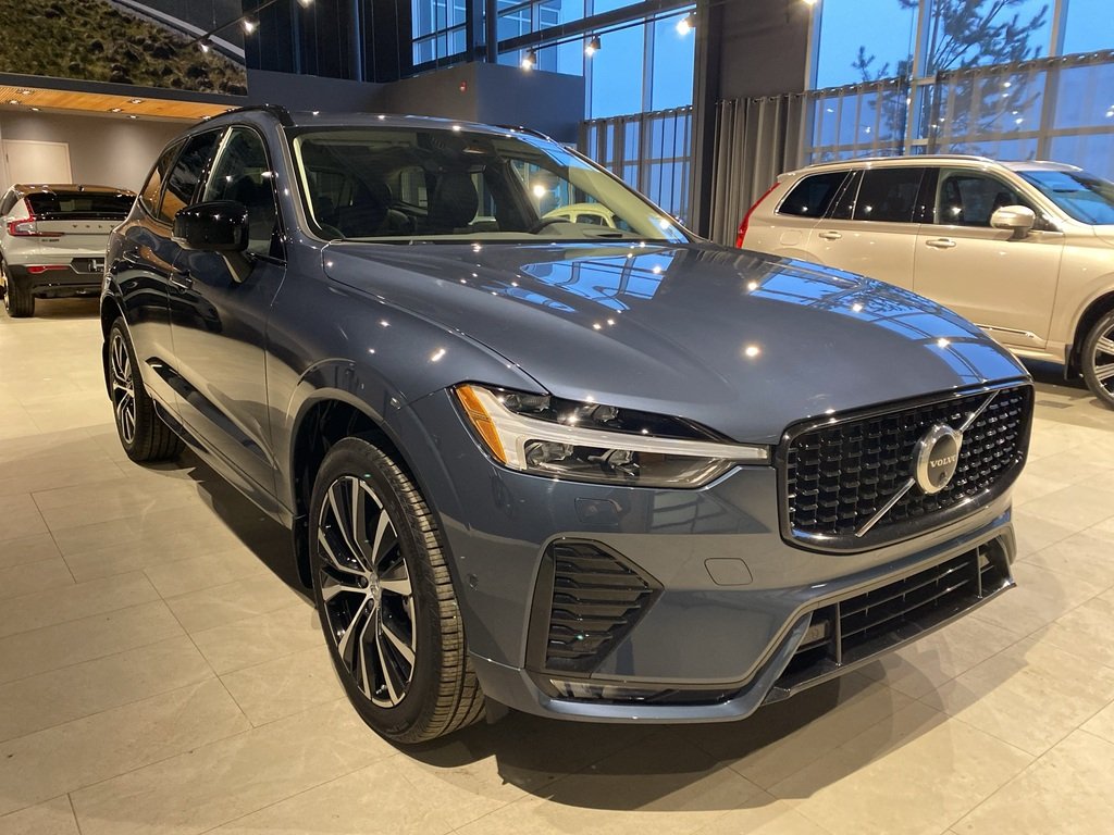 2023 Volvo XC60 B6 AWD Ultimate - Dark-6