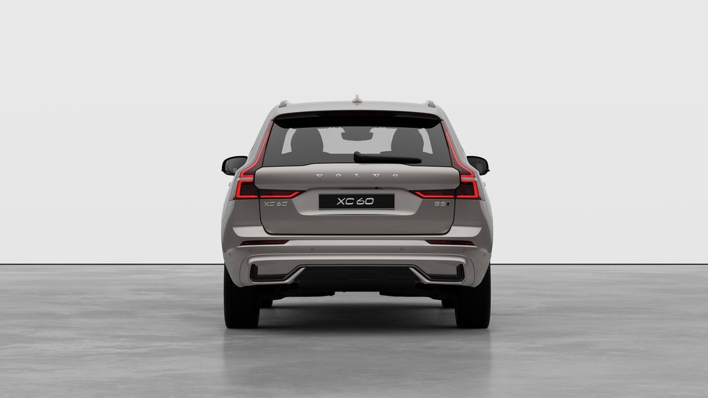 2026 Volvo XC60 Plus-5