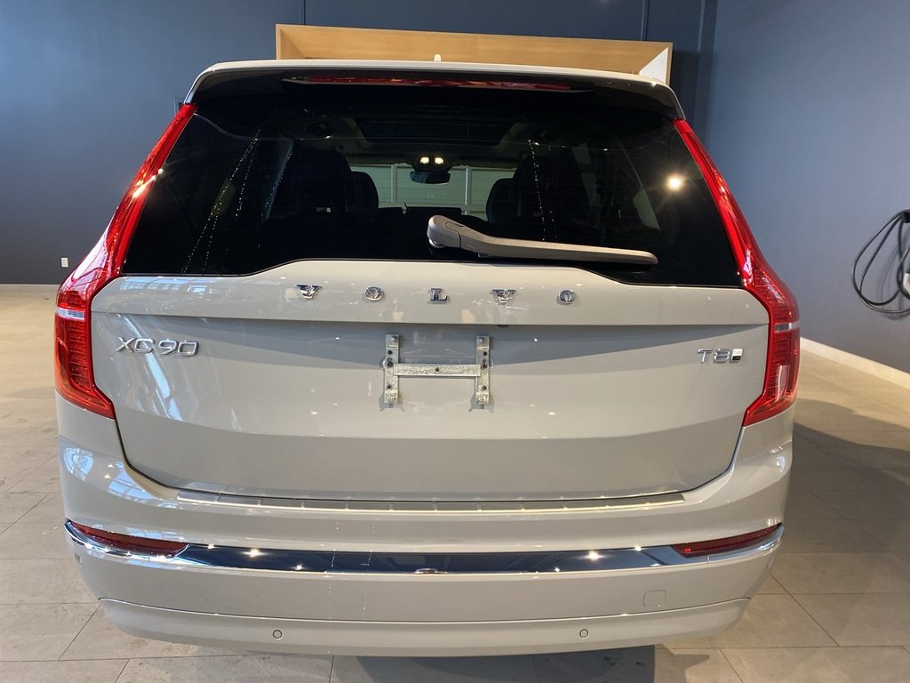 2025 Volvo XC90 Plug-In Hybrid T8 AWD Ultra Bright Theme 7-Seater-3