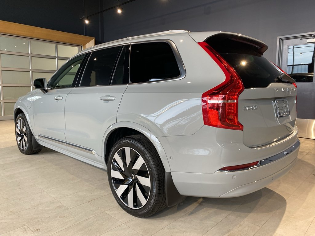 2025 Volvo XC90 Plug-In Hybrid Ultra Bright Theme-2