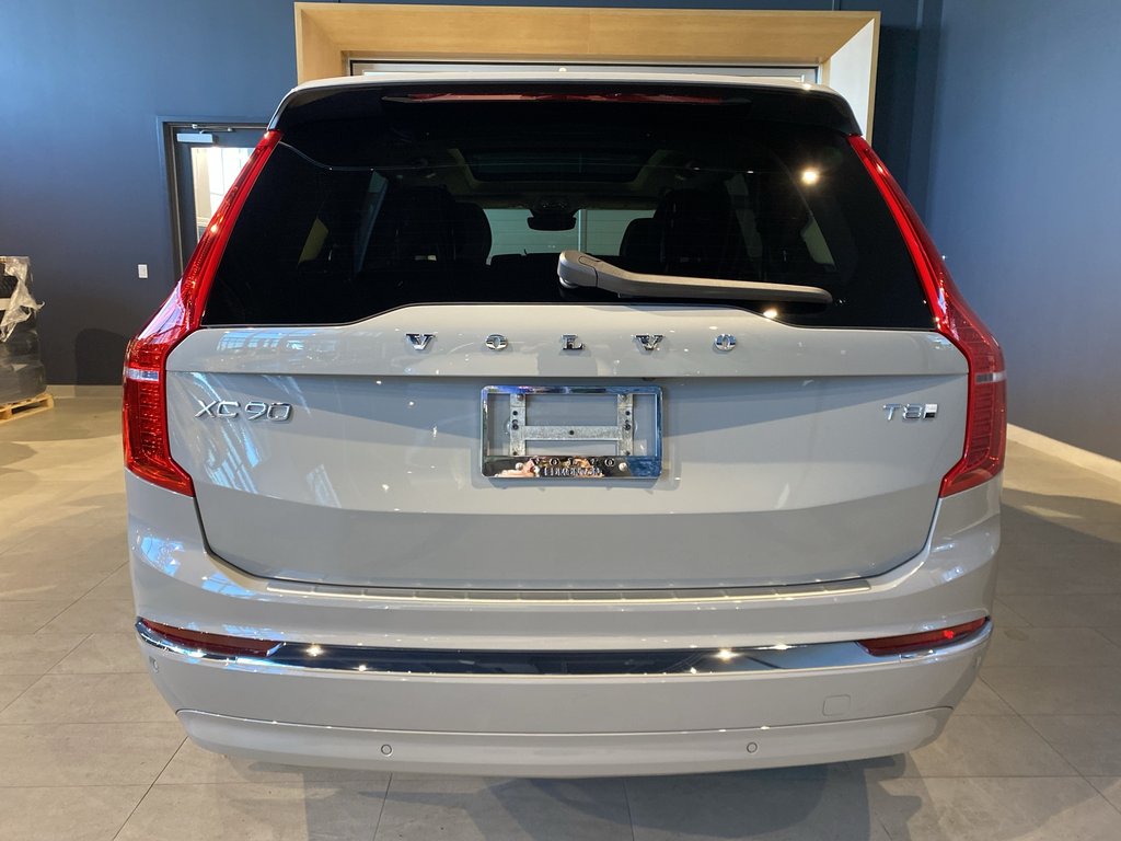 2025 Volvo XC90 Plug-In Hybrid Ultra Bright Theme-3