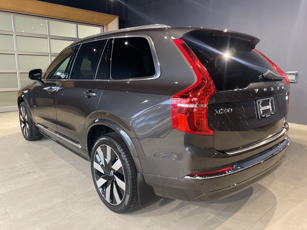 2024 Volvo XC90 Recharge T8 eAWD PHEV Ultimate Bright Theme 7-Seater-2