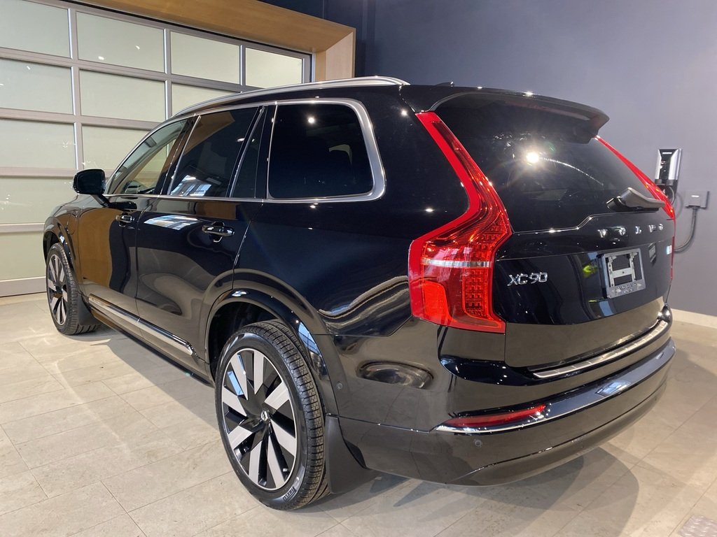 2024 Volvo XC90 Recharge T8 eAWD PHEV Ultimate Bright Theme 7-Seater-2