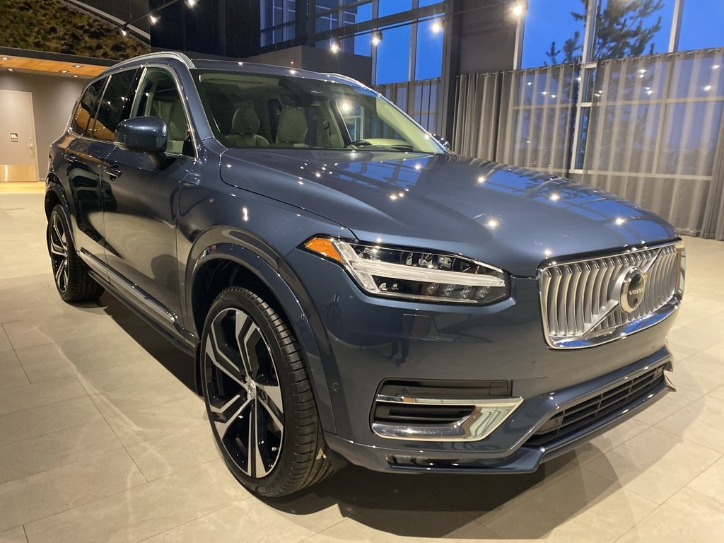2024 Volvo XC90 B6 AWD Ultimate Bright Theme 7-Seater-6