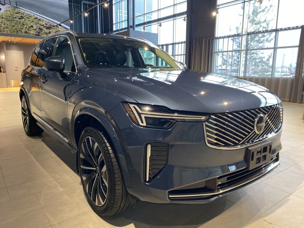 2025 Volvo XC90 2025.5 B6 AWD Ultra Bright Theme 7-Seater-6