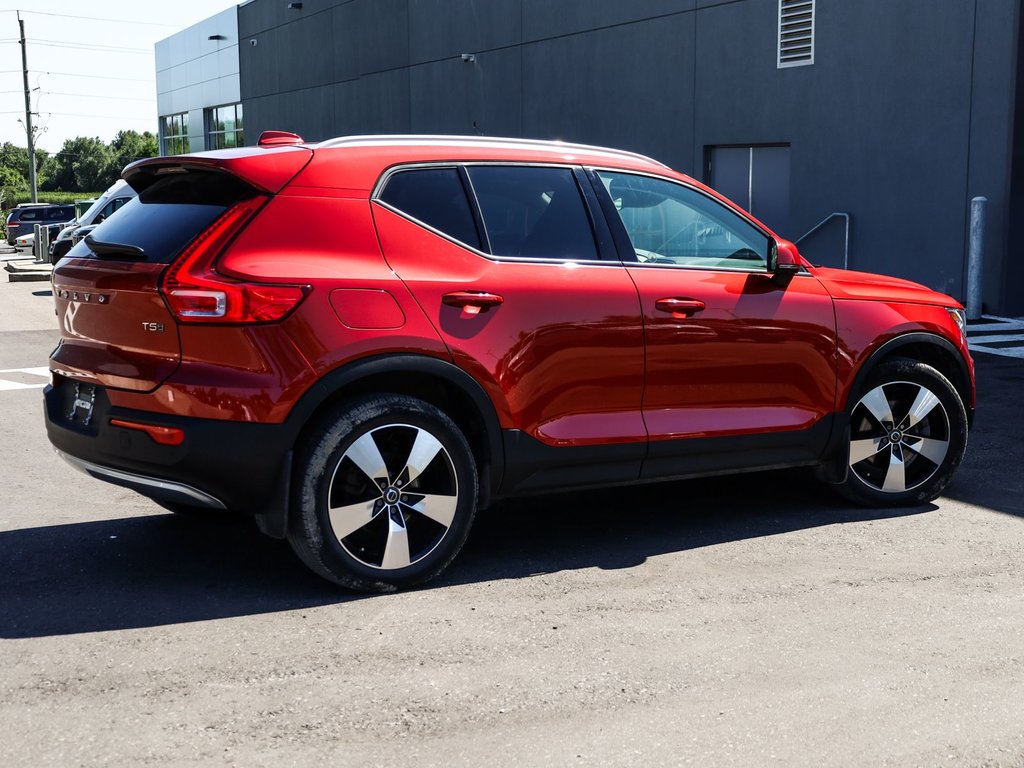 2021 Volvo XC40 Momentum in Ajax, Ontario at Volvo Cars Lakeridge - 8 - w1024h768px