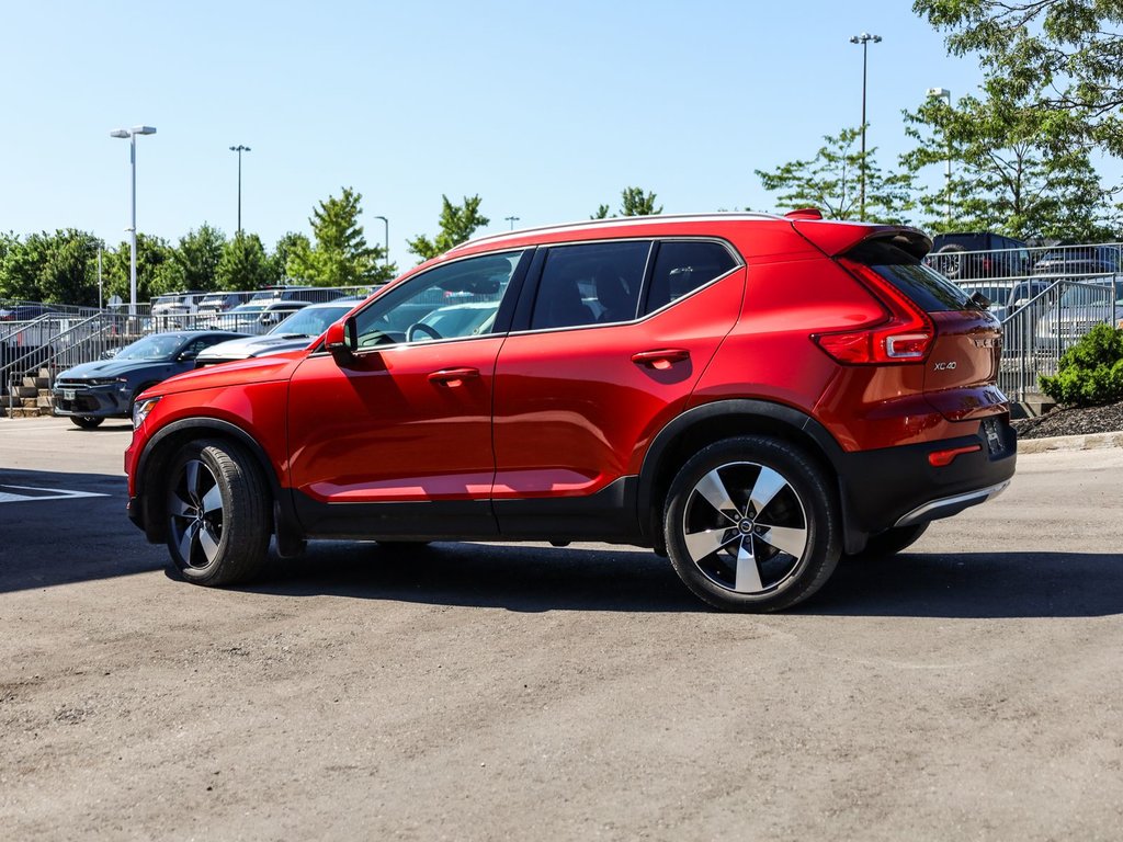 2021 Volvo XC40 Momentum in Ajax, Ontario at Volvo Cars Lakeridge - 7 - w1024h768px