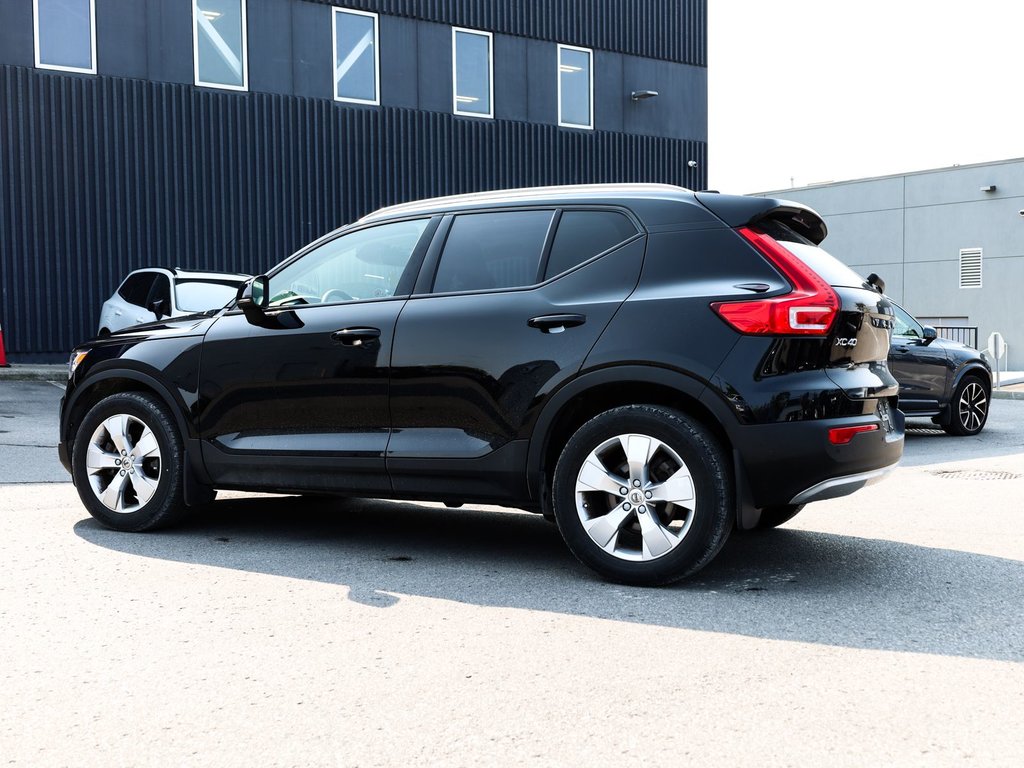 2021 Volvo XC40 Momentum in Ajax, Ontario at Volvo Cars Lakeridge - 7 - w1024h768px