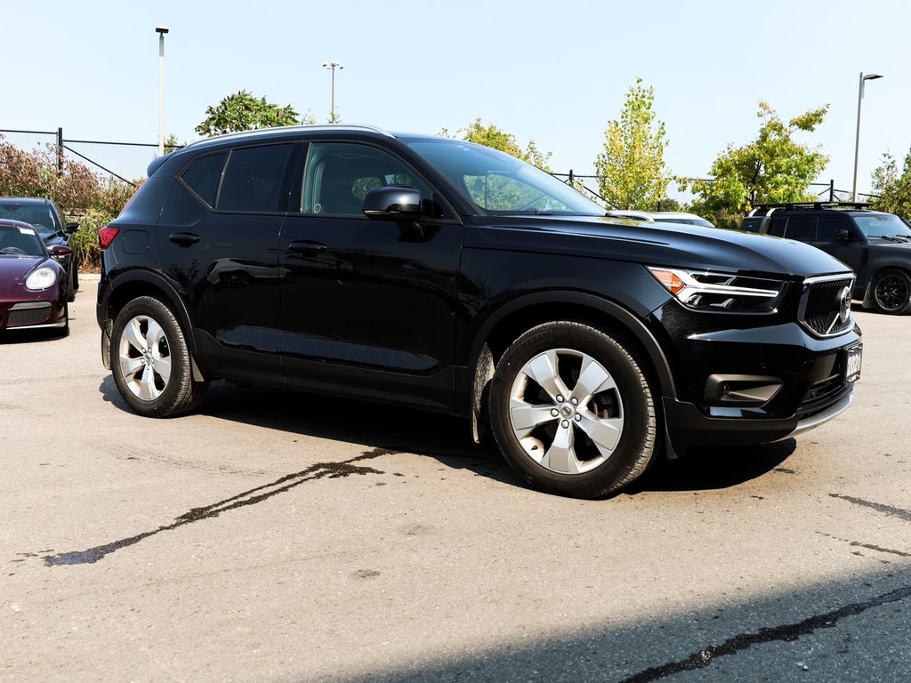 2021 Volvo XC40 Momentum in Ajax, Ontario at Volvo Cars Lakeridge - 9 - w1024h768px