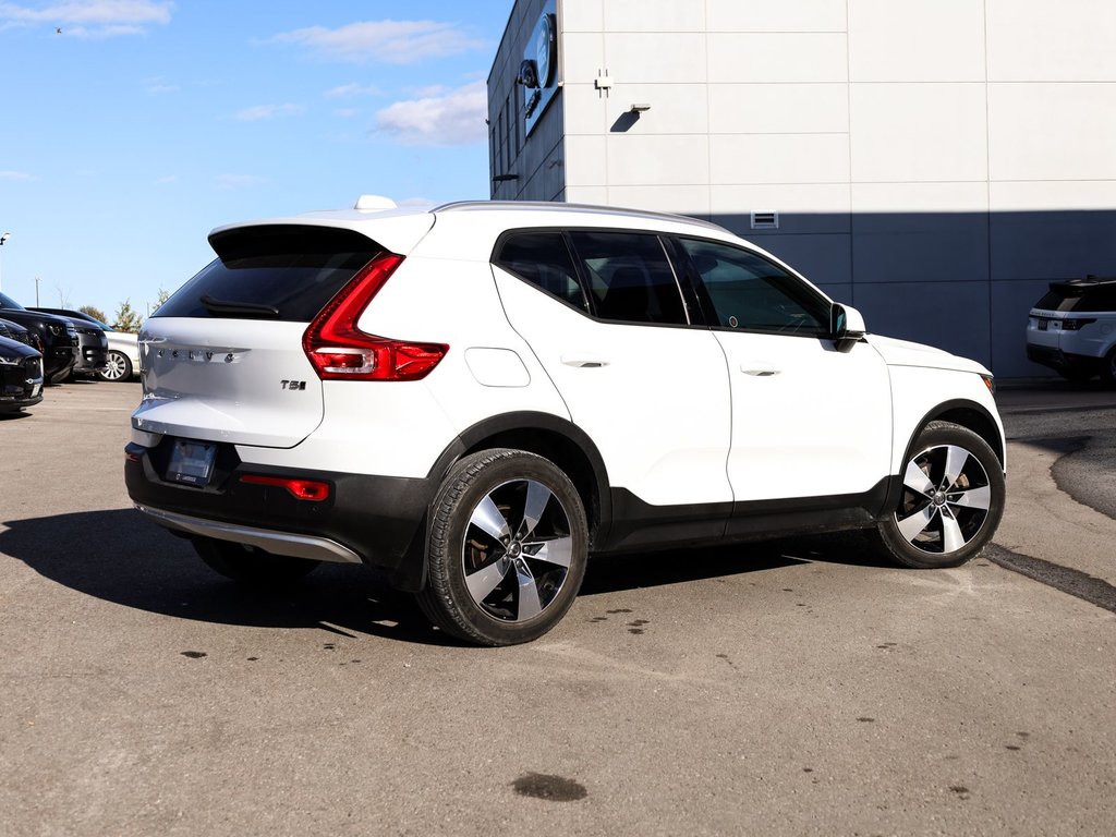 2021 Volvo XC40 Momentum in Ajax, Ontario at Volvo Cars Lakeridge - 17 - w1024h768px