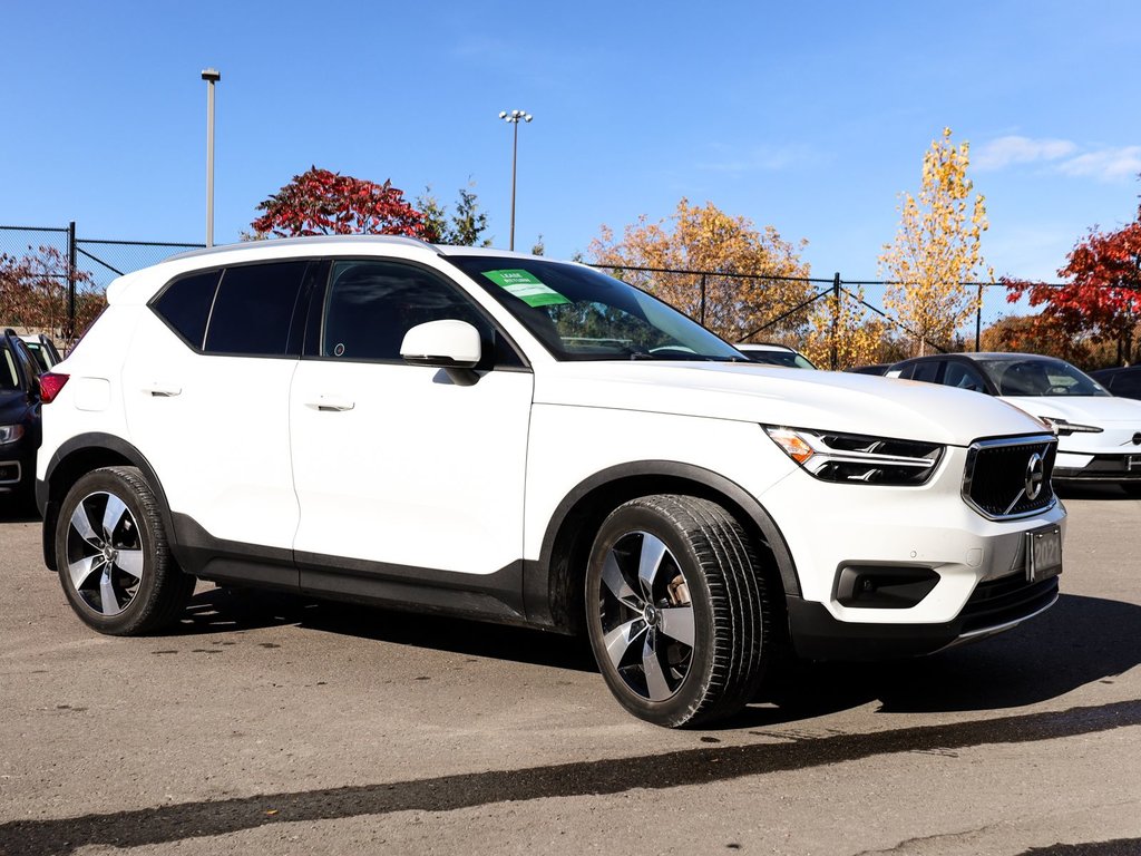 2021 Volvo XC40 Momentum in Ajax, Ontario at Volvo Cars Lakeridge - 18 - w1024h768px