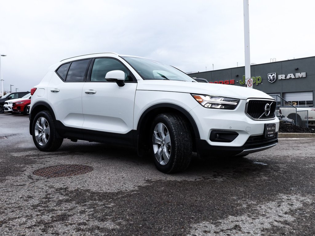 2021 Volvo XC40 Momentum in Ajax, Ontario at Volvo Cars Lakeridge - 20 - w1024h768px