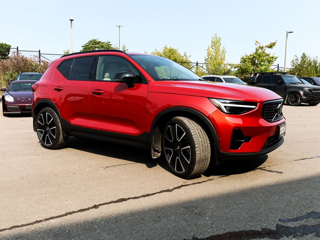 2024 Volvo XC40 Ultimate in Ajax, Ontario at Volvo Cars Lakeridge - 7 - w1024h768px