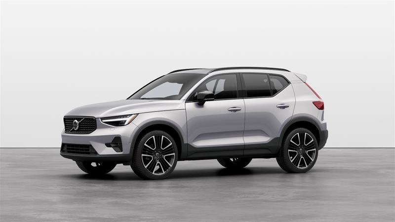 2025 Volvo XC40 B5 AWD Ultra Dark Theme in Ajax, Ontario at Volvo Cars Lakeridge - 1 - w1024h768px