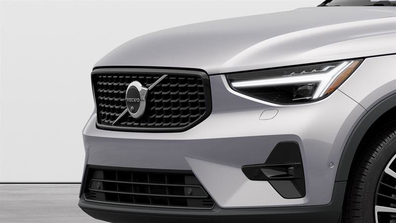 2025 Volvo XC40 B5 AWD Ultra Dark Theme in Ajax, Ontario at Volvo Cars Lakeridge - 3 - w1024h768px