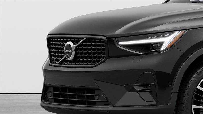 2025 Volvo XC40 B5 AWD Ultra Dark Theme in Ajax, Ontario at Volvo Cars Lakeridge - 4 - w1024h768px