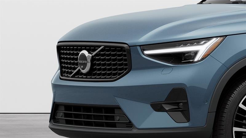 2025 Volvo XC40 B5 AWD Ultra Dark Theme in Ajax, Ontario at Volvo Cars Lakeridge - 5 - w1024h768px