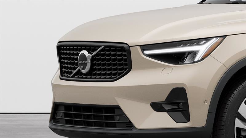 2025 Volvo XC40 B5 AWD Plus Dark Theme in Ajax, Ontario at Volvo Cars Lakeridge - 9 - w1024h768px