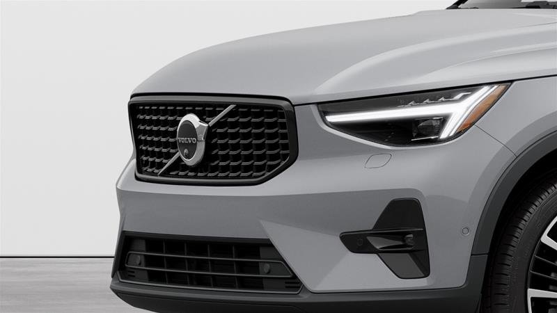 2025 Volvo XC40 B5 AWD Ultra Dark Theme in Ajax, Ontario at Volvo Cars Lakeridge - 3 - w1024h768px