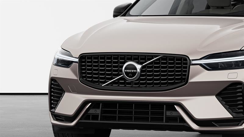 2025 Volvo XC60 Plug-in Hybrid T8 AWD Ultra Dark Theme in Ajax, Ontario at Volvo Cars Lakeridge - 3 - w1024h768px