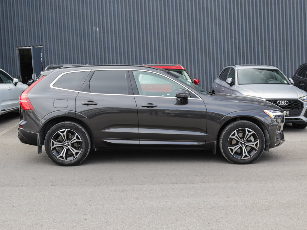 2022 Volvo XC60 B6 Momentum in Ajax, Ontario at Volvo Cars Lakeridge - 4 - w1024h768px