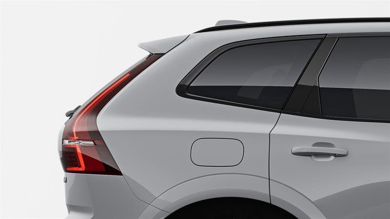 2025 Volvo XC60 B5 AWD Ultra Dark Theme in Ajax, Ontario at Volvo Cars Lakeridge - 11 - w1024h768px