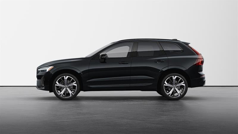 2025 Volvo XC60 B5 AWD Ultra Dark Theme in Ajax, Ontario at Volvo Cars Lakeridge - 5 - w1024h768px