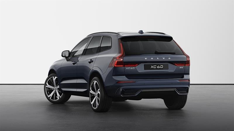 2025 Volvo XC60 B5 AWD Ultra Dark Theme in Ajax, Ontario at Volvo Cars Lakeridge - 5 - w1024h768px