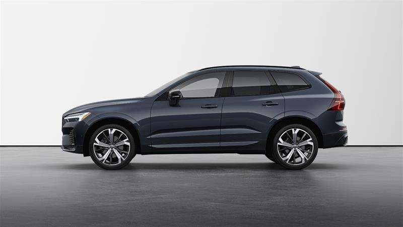 2025 Volvo XC60 B5 AWD Ultra Dark Theme in Ajax, Ontario at Volvo Cars Lakeridge - 7 - w1024h768px