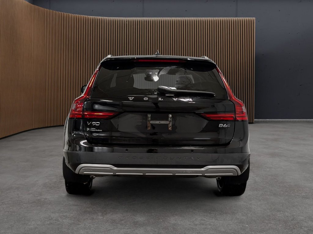 Volvo V90 Cross Country B6 AWD 2022-5