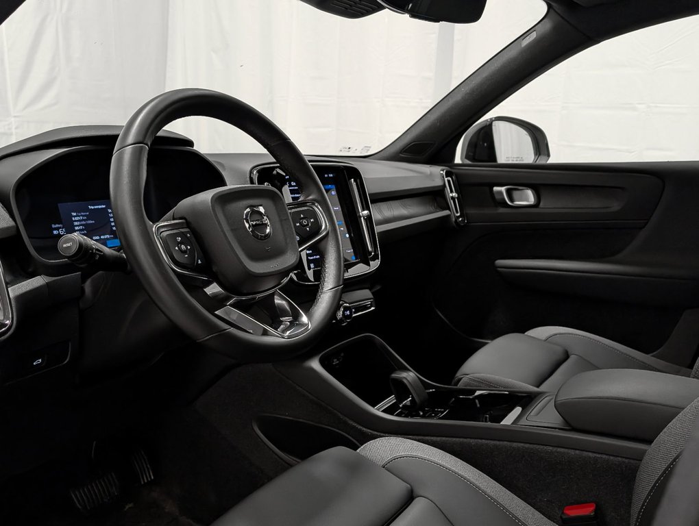 2024 Volvo XC40 Recharge Pure Electric Twin eAWD Plus-7