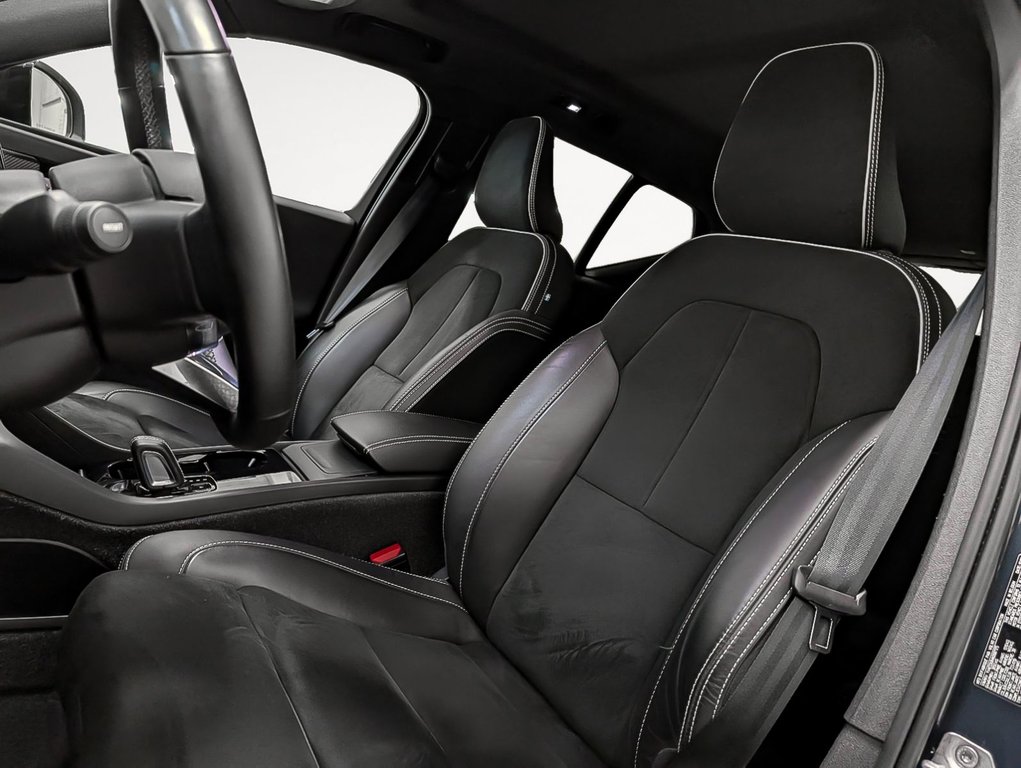 Volvo XC40 Recharge Ultimate 2022-7