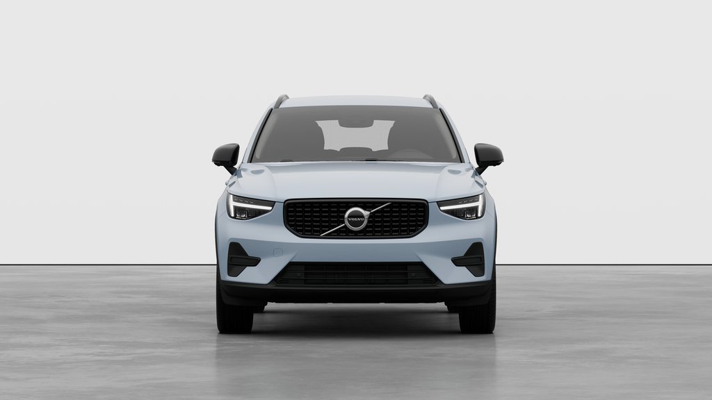 Volvo XC40 B5 AWD Core Dark Theme 2026-4