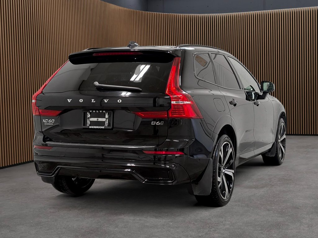 Volvo XC60 B6 AWD R-Design 2022-5