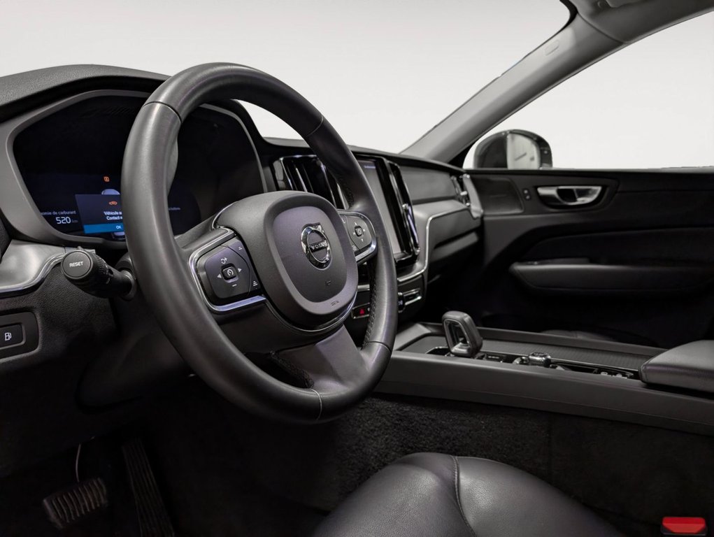 2022 Volvo XC60 Recharge Inscription Expression-7