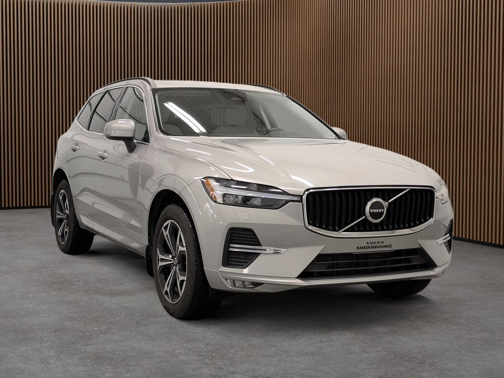 Volvo XC60 B5 AWD Momentum 2022-2
